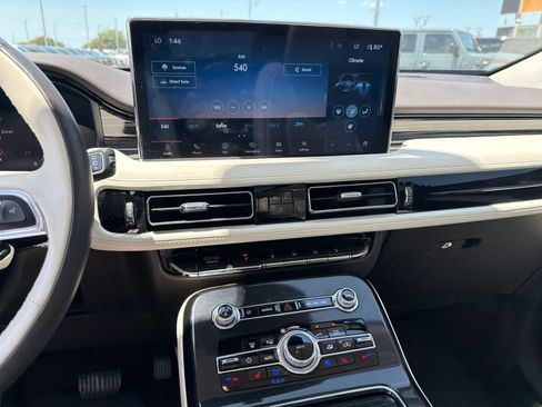 Used 2022 Lincoln Nautilus Black Label w/ Class II Trailer Tow Package AWD/4WD image 21
