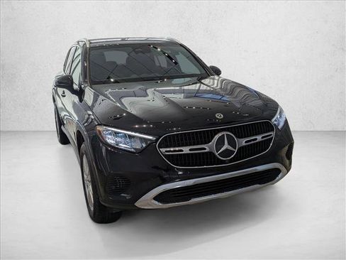 Used 2023 Mercedes-Benz GLC 300 GLC 300 image 3