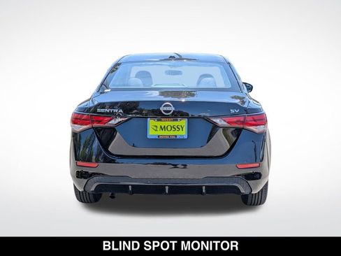 Used 2024 Nissan Sentra SV FWD image 9