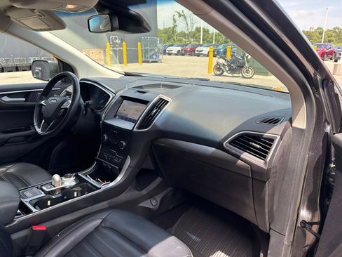 Used 2020 Ford Edge SEL w/ Convenience Package FWD image 4