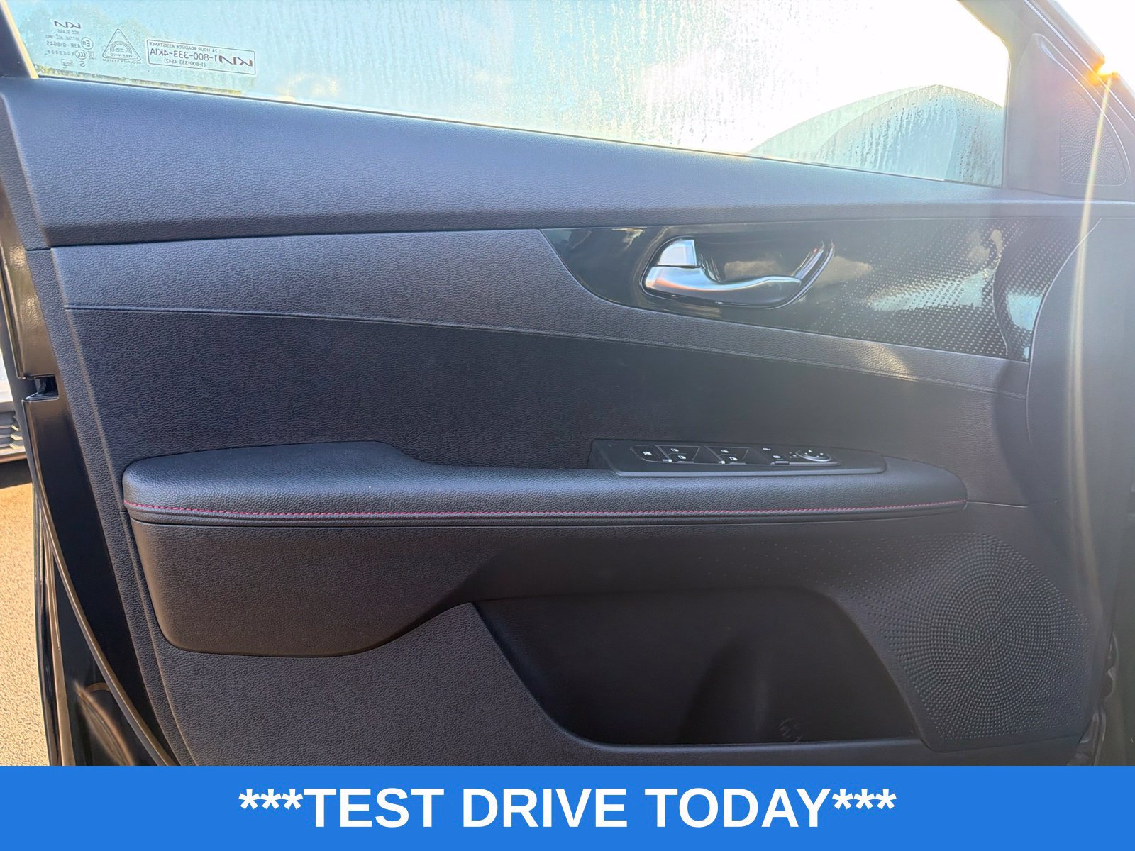 Used 2023 Kia Forte GT FWD image 12