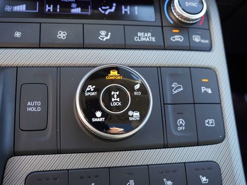 Used 2025 Hyundai Palisade SEL image 32