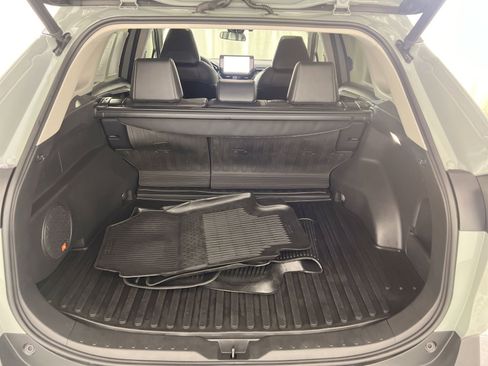 Used 2023 Toyota RAV4 XLE Premium image 27