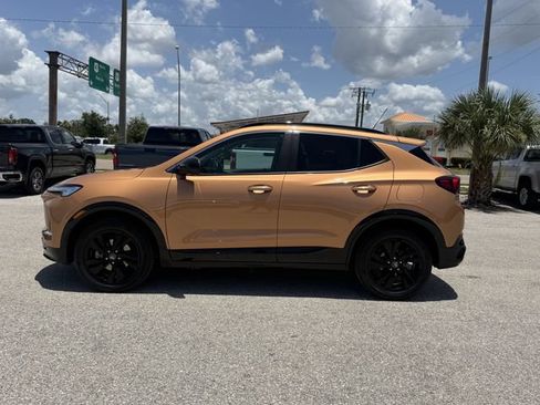 Used 2024 Buick Encore GX Sport Touring w/ Comfort Package AWD/4WD image 9