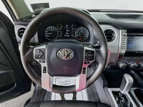 Used 2018 Toyota Tundra SR5 AWD/4WD image 11