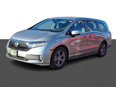 Used 2021 Honda Odyssey EX image 3