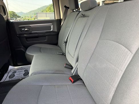 Used 2023 RAM 1500 Classic SLT AWD/4WD image 12