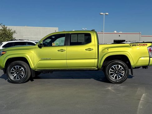 Certified 2023 Toyota Tacoma TRD Sport w/ Advanced Technology Package AWD/4WD image 9