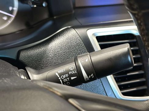 Used 2013 Honda Accord Touring image 28