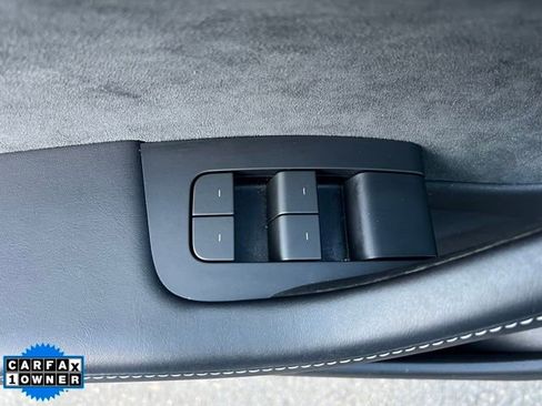 Used 2023 Tesla Model 3 Standard Range image 16