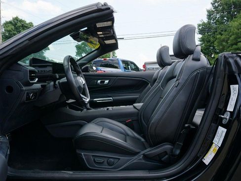 Used 2025 Ford Mustang Premium RWD image 26