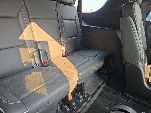 Used 2021 GMC Yukon SLT w/ SLT Premium Package AWD/4WD image 97