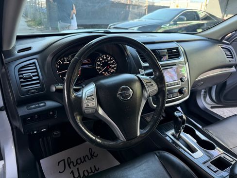 Used 2017 Nissan Altima 2.5 SL image 9
