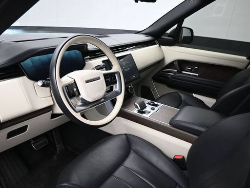 Used 2023 Land Rover Range Rover Long Wheelbase Autobiography AWD/4WD image 16