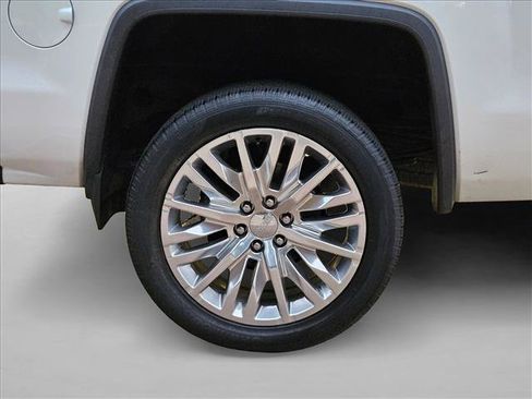 Used 2018 GMC Sierra 1500 Denali w/ Denali Ultimate Package AWD/4WD image 19