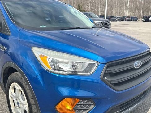 Used 2017 Ford Escape S image 10