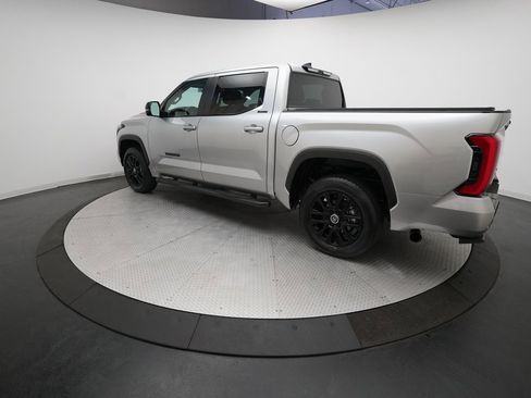 Used 2024 Toyota Tundra Limited image 12