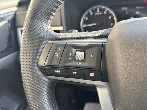 Used 2022 Mitsubishi Outlander SE image 19