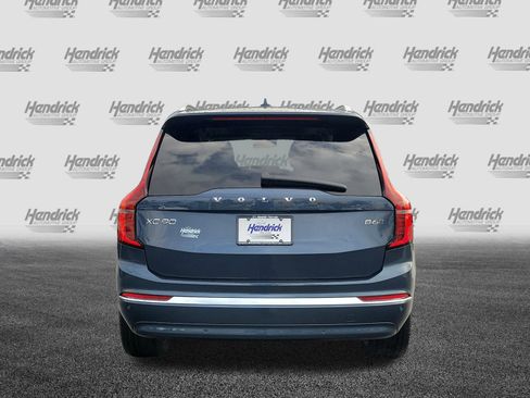 Used 2025 Volvo XC90 B6 Plus image 6