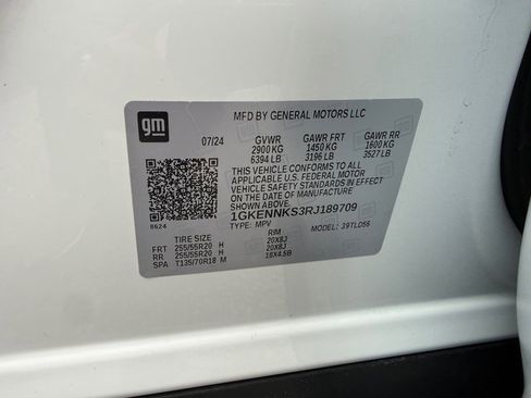 Used 2024 GMC Acadia Elevation image 35