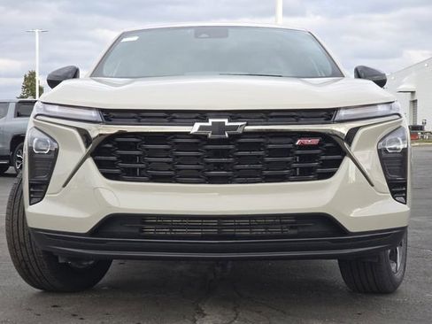 New 2026 Chevrolet Trax RS w/ Driver Confidence Package FWD image 12