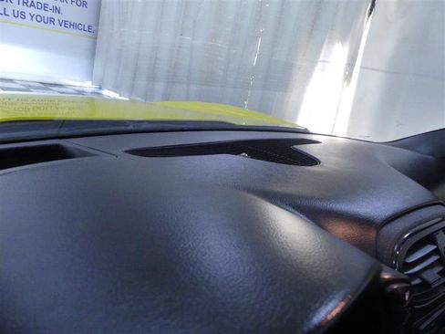 Used 2012 Chevrolet Corvette Grand Sport w/ 2LT Preferred Equipment Group RWD image 21