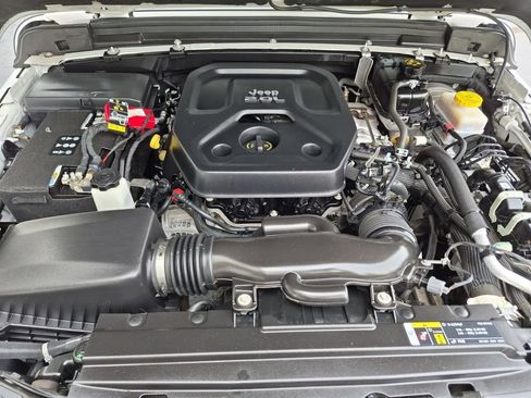 Used 2020 Jeep Wrangler Unlimited Sport AWD/4WD image 22