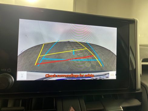 Used 2023 Toyota RAV4 LE image 17