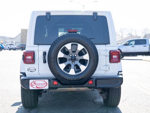 Certified 2022 Jeep Wrangler Unlimited Sahara w/ LED Lighting Group image 4