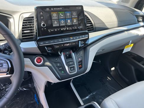 New 2026 Honda Odyssey EX-L image 23