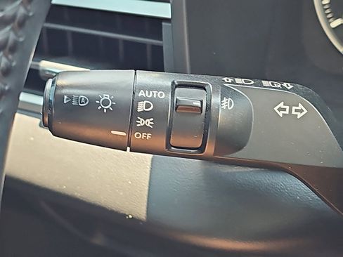 Used 2022 Mitsubishi Outlander SEL AWD/4WD image 28