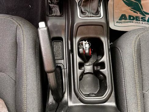 Used 2024 Jeep Wrangler Unlimited AWD/4WD image 26