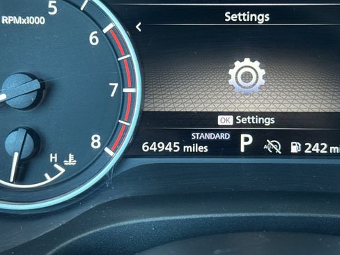 Used 2024 Nissan Rogue SV FWD image 17