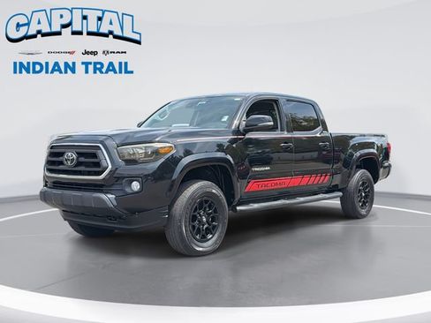 Used 2022 Toyota Tacoma SR5 w/ Technology Package RWD image 1