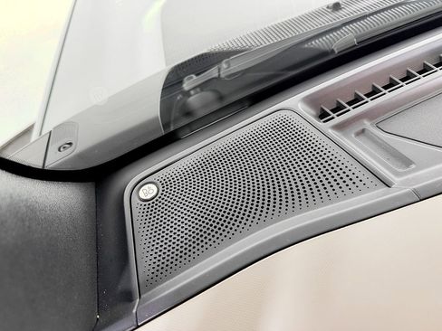 Used 2021 Ford Bronco Wildtrak image 76