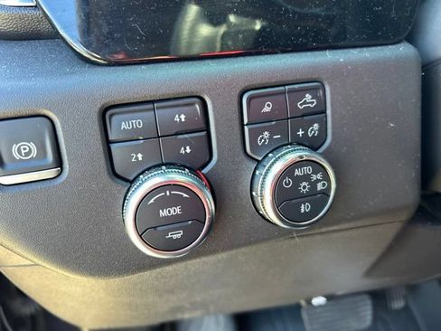 Used 2024 GMC Sierra 1500 SLT AWD/4WD image 26