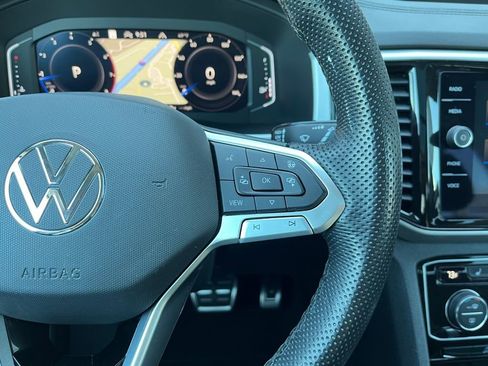 Used 2023 Volkswagen Atlas SEL Premium image 45