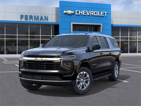 New 2026 Chevrolet Suburban LS image 7