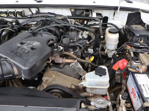 Used 2011 Ford Ranger XLT AWD/4WD image 36