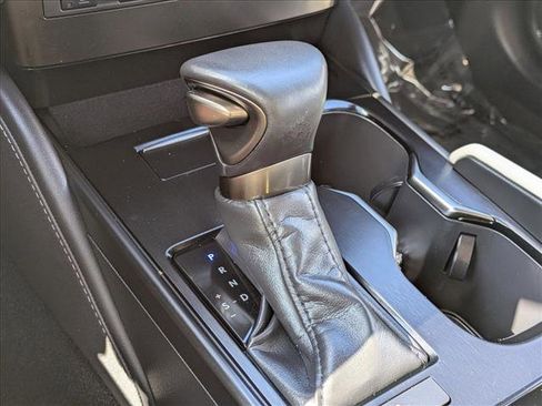 Used 2025 Lexus ES 350 w/ Premium Package image 12