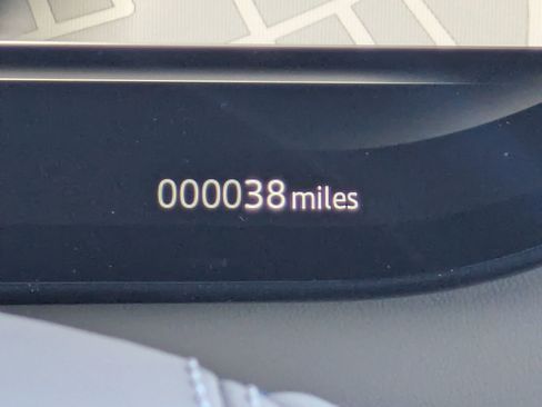 New 2025 Land Rover Range Rover Sport Dynamic SE image 11