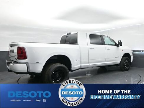 New 2026 RAM 3500 Laramie w/ Night Edition AWD/4WD image 8