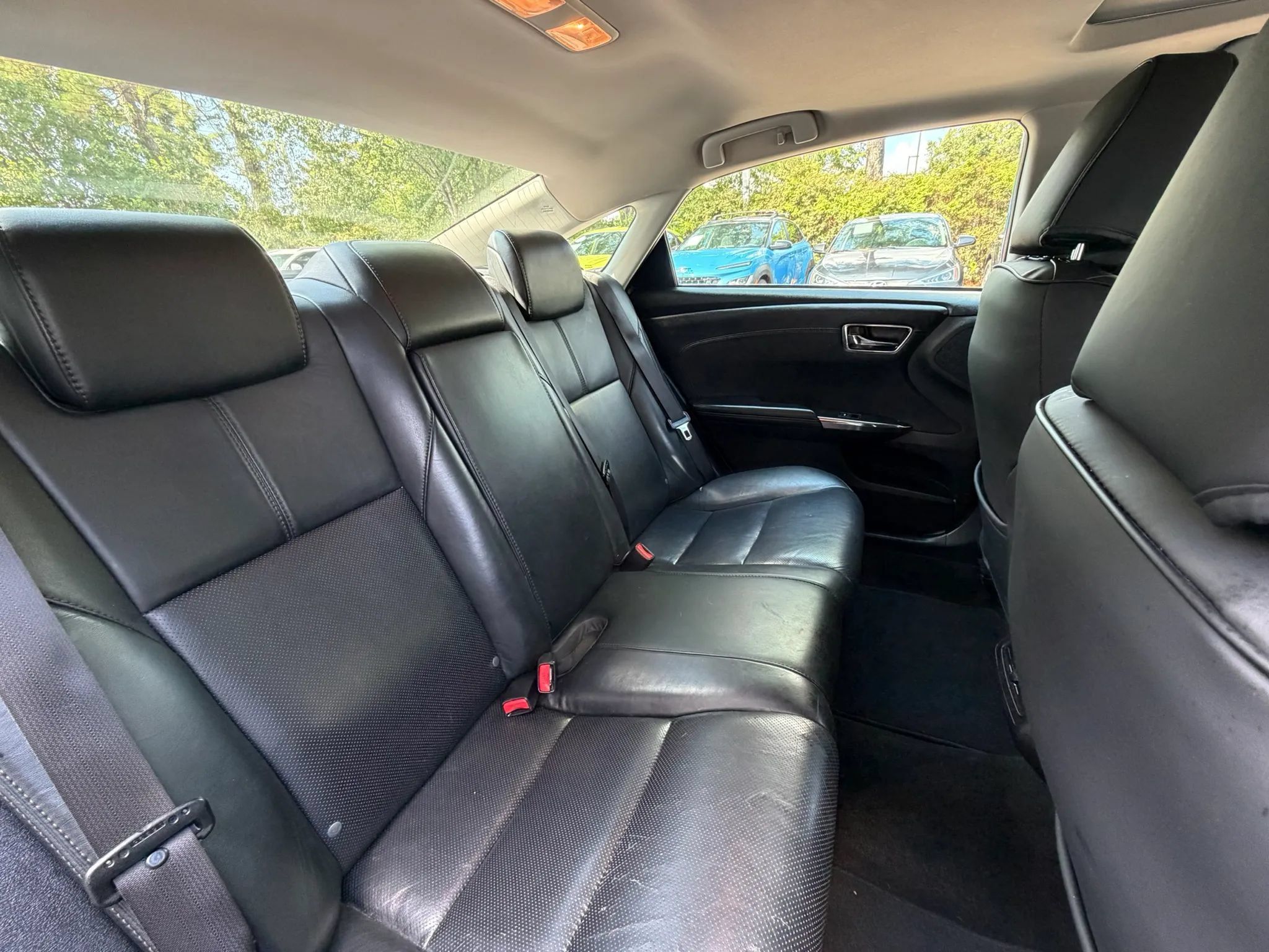 Used 2016 Toyota Avalon Limited w/ Toyota Safety Sense Package FWD image 14