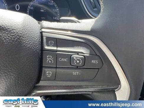 Certified 2023 Jeep Grand Cherokee Altitude AWD/4WD image 26