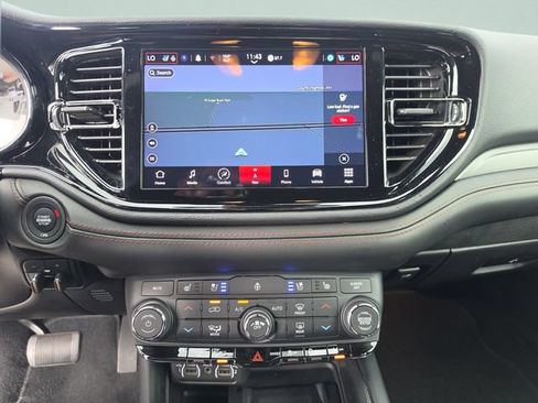 Used 2021 Dodge Durango R/T w/ Technology Group AWD/4WD image 29
