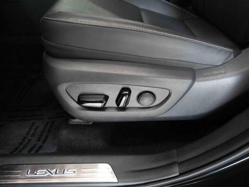 Used 2025 Lexus TX 350 AWD w/ Convenience Package image 12