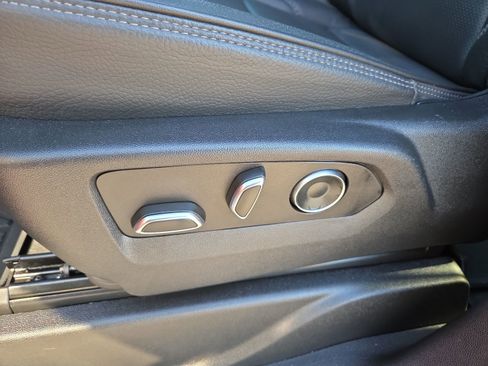 Certified 2024 GMC Yukon Denali image 15