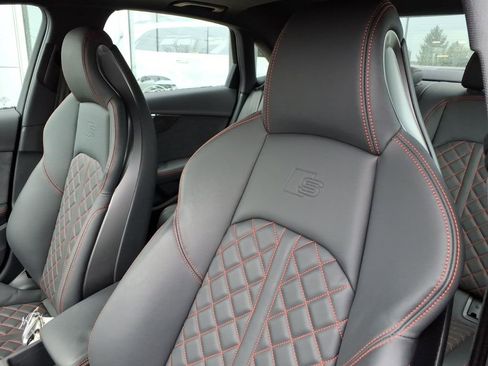 Used 2023 Audi S4 Premium Plus image 13