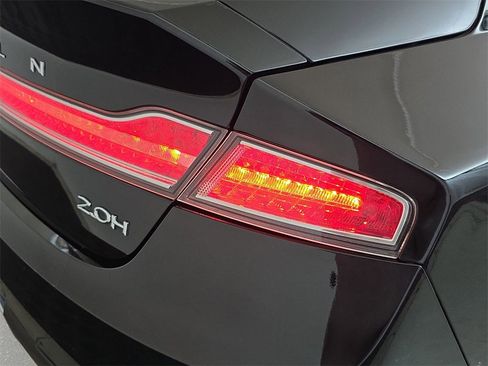 Used 2017 Lincoln MKZ Reserve w/ Technology Package image 32