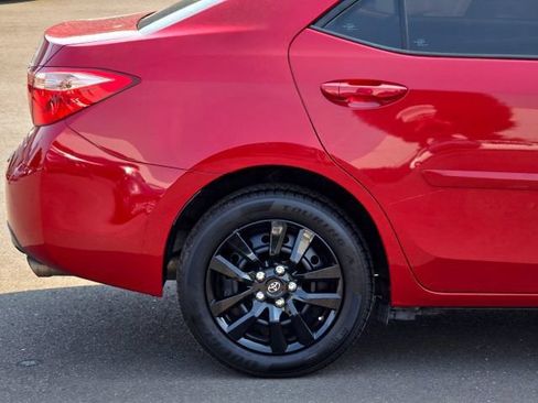 Used 2017 Toyota Corolla LE w/ Carpet Mat Package (TMS) FWD image 13